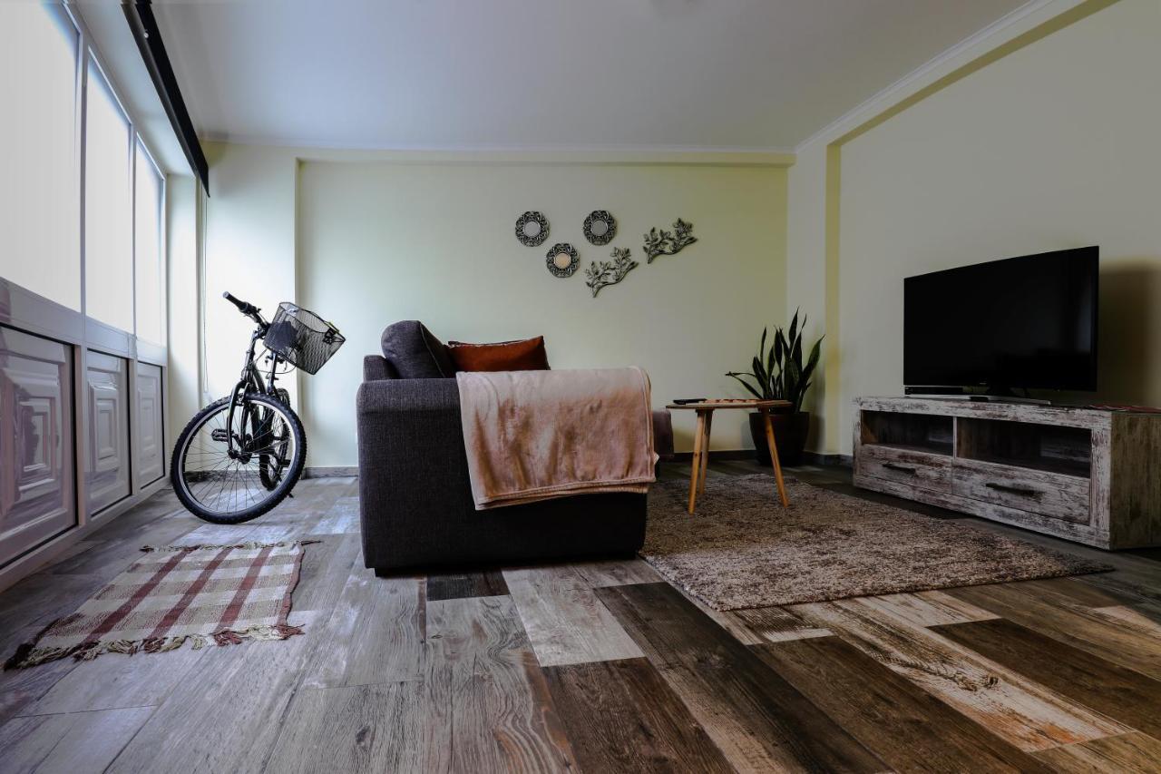 Mateus House - Center Porto Da Cruz